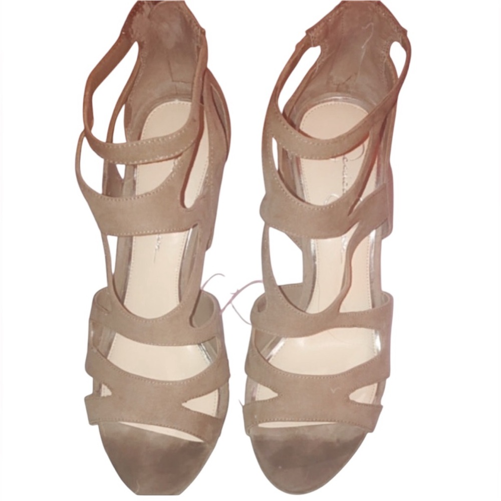 Neutral Strappy Sandal with Wedged Heels size 8